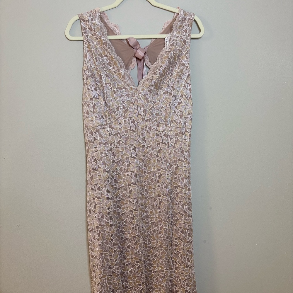 NEW Plus- size Elegant Gala Lace Sleeveless Dress - Rose Pink